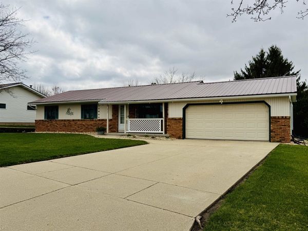 2721 3rd Avenue, Monroe, WI 53566