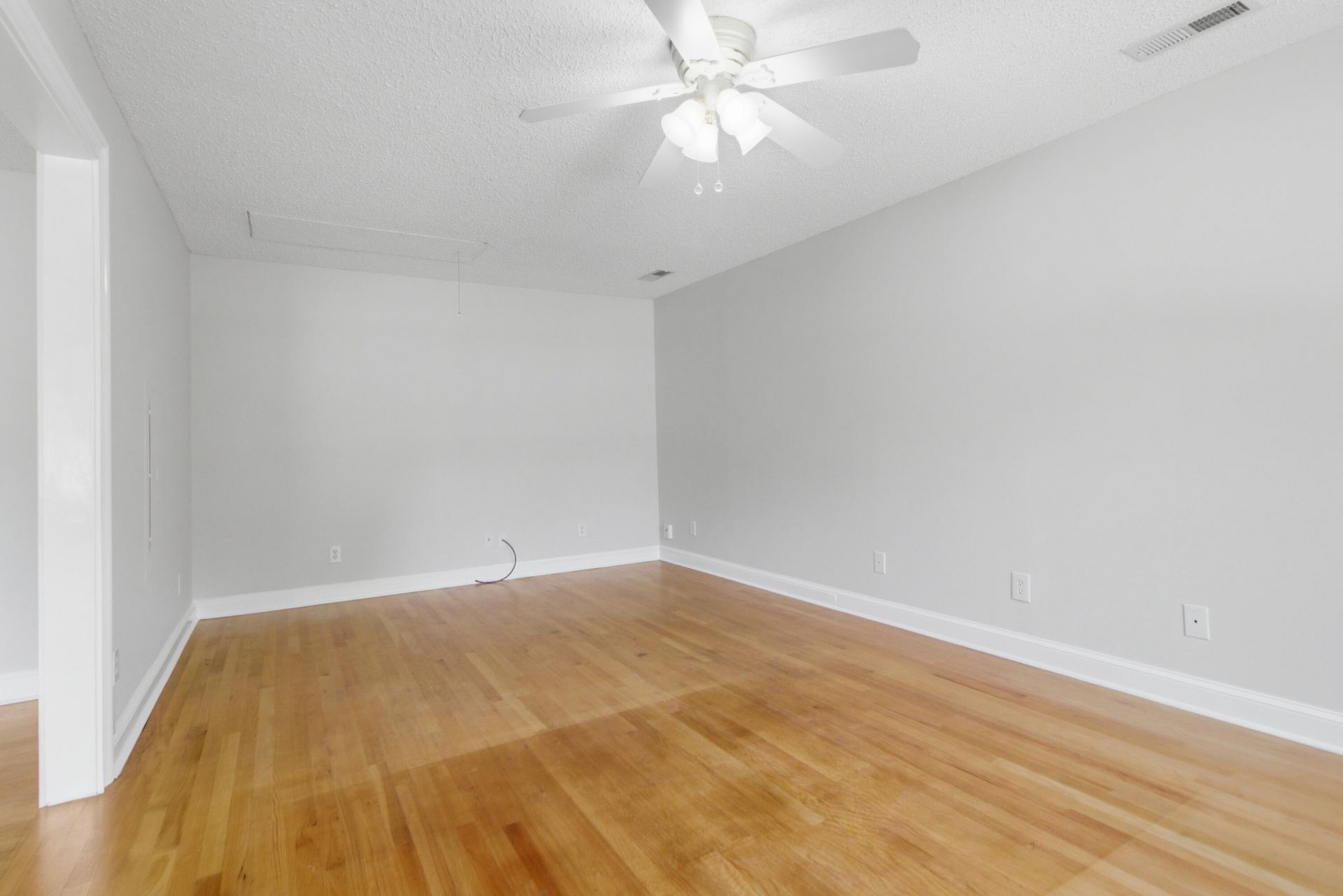 2415 Terrell Street Photo 10