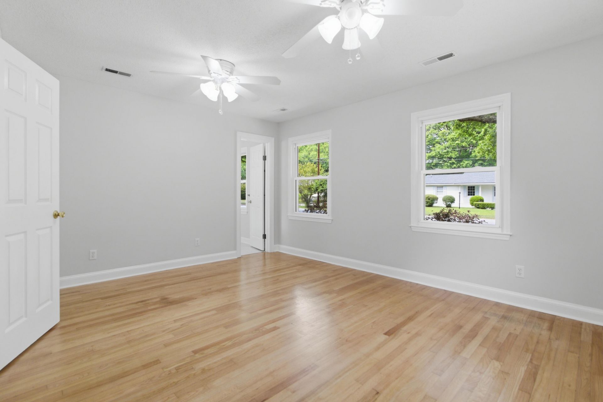 2415 Terrell Street Photo 21