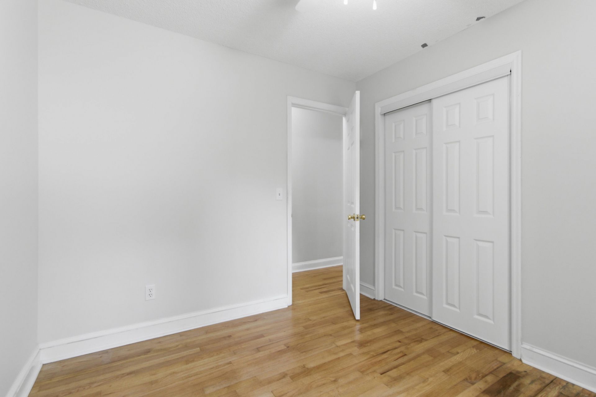 2415 Terrell Street Photo 31