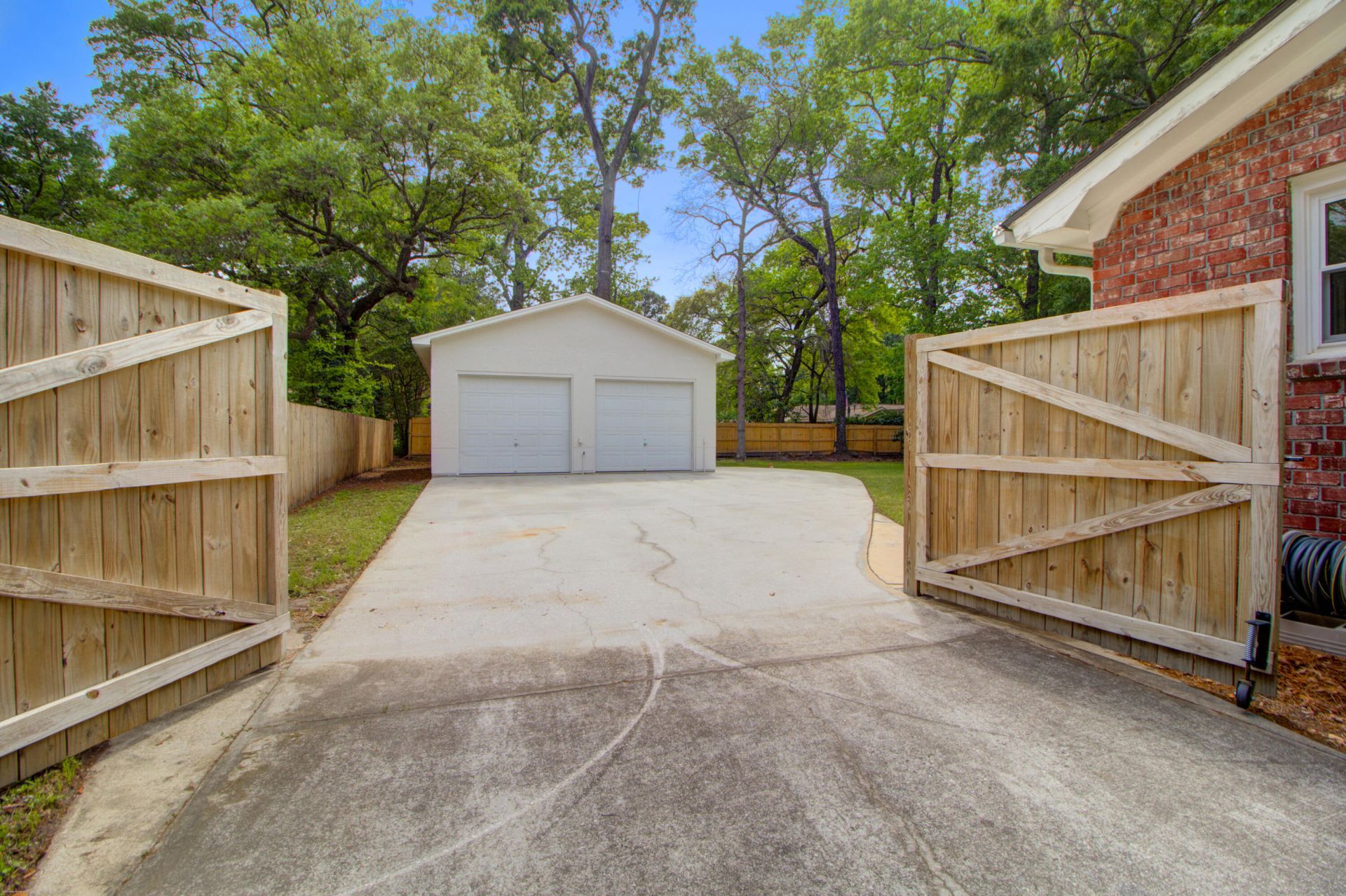 2415 Terrell Street Photo 41