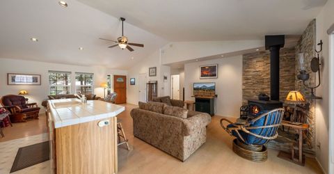 301 Mountain View Drive, Calpine, CA 96124 Photo