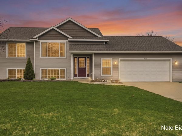 5315 Windfield Drive, Allendale, MI 49401