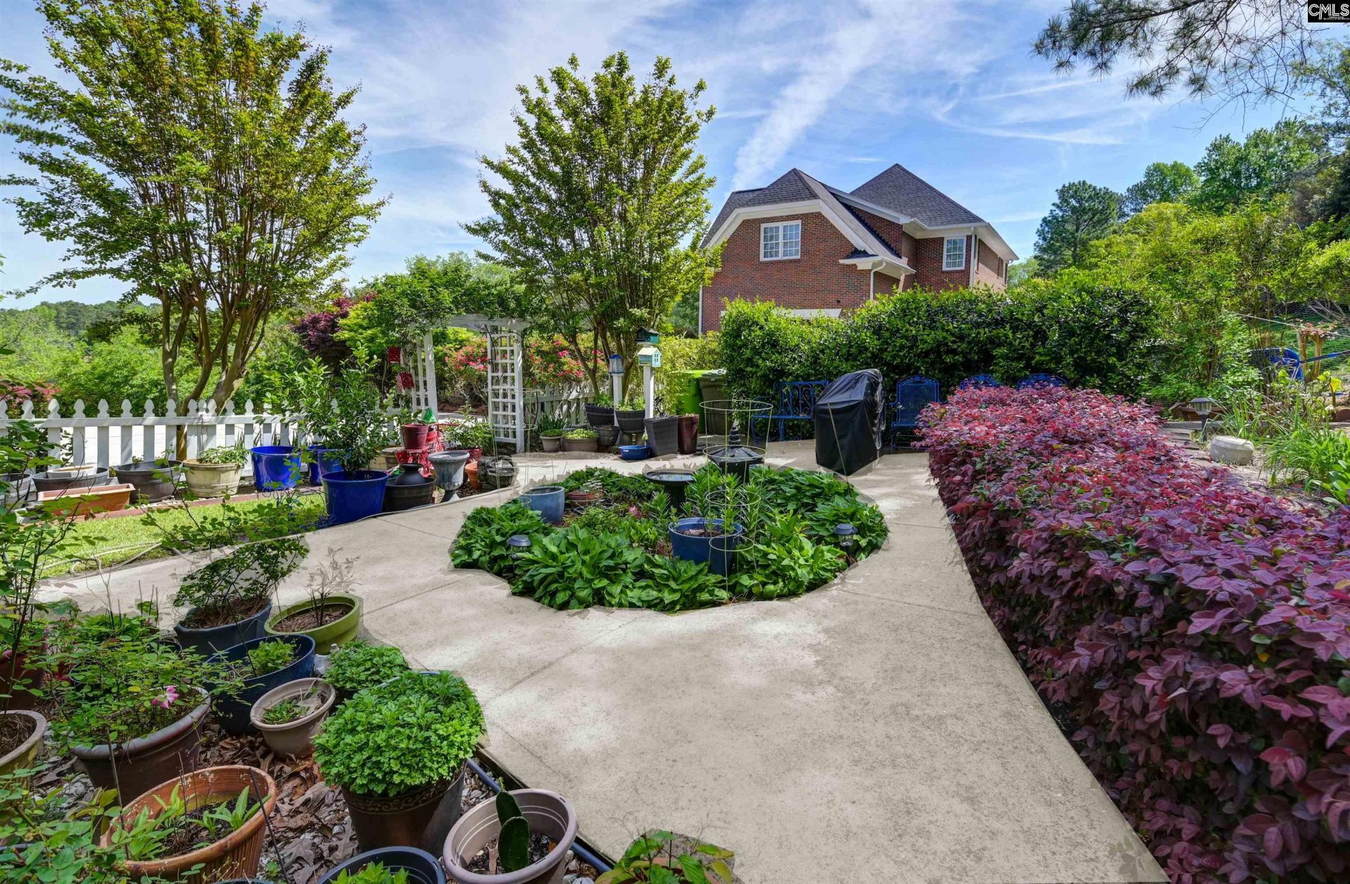 108 Fallen Oak Drive Photo 13