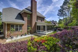 108 Fallen Oak Drive photo 4