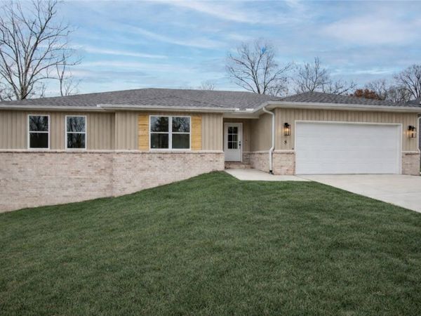 8 Eddleston Lane , Bella Vista, AR 72715