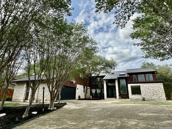201 COUNTRY WOOD DR, San Antonio, TX 78216