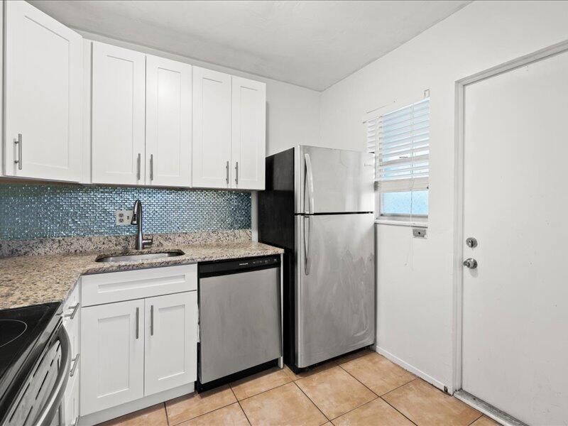 700 Layne Boulevard, Unit 316, Hallandale Beach, FL 33009 Photo