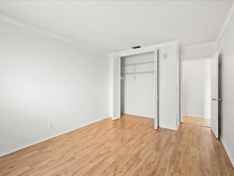 700 Layne Boulevard, Unit 316, Hallandale Beach, FL 33009 Photo