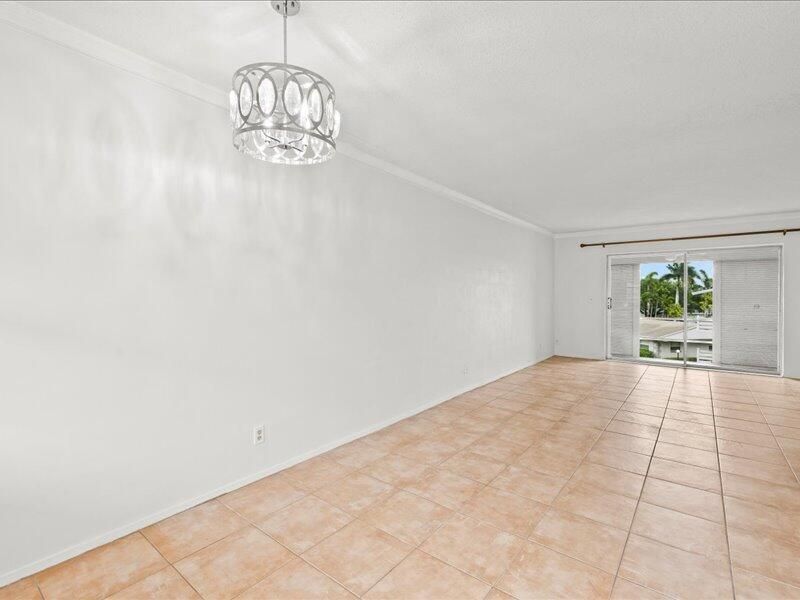 700 Layne Boulevard, Unit 316, Hallandale Beach, FL 33009 Photo