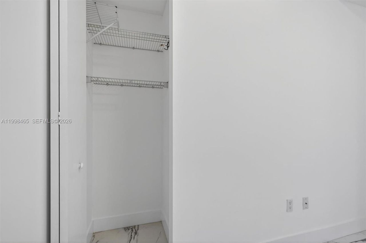 2200 NE 4th Ave , Unit 1003, Miami, FL 33137 Photo