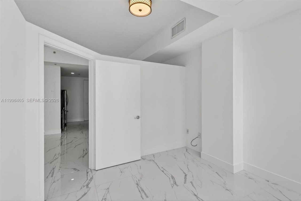 2200 NE 4th Ave , Unit 1003, Miami, FL 33137 Photo