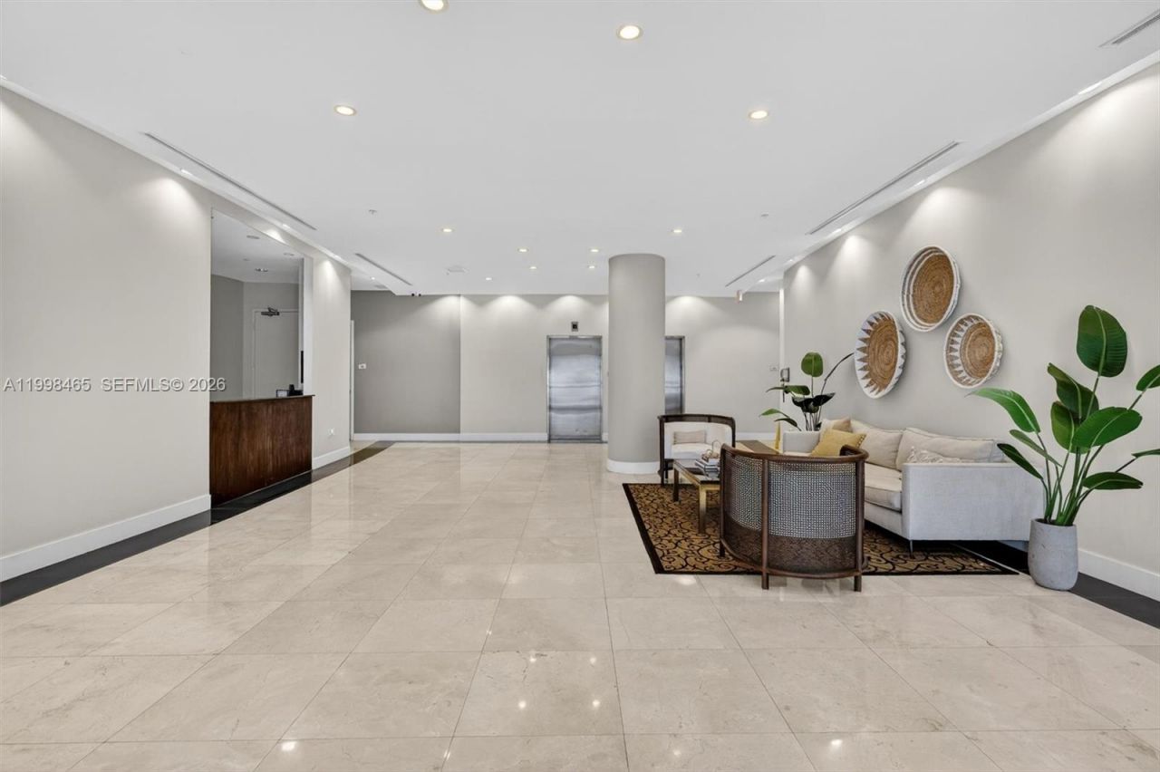 2200 NE 4th Ave , Unit 1003, Miami, FL 33137 Photo