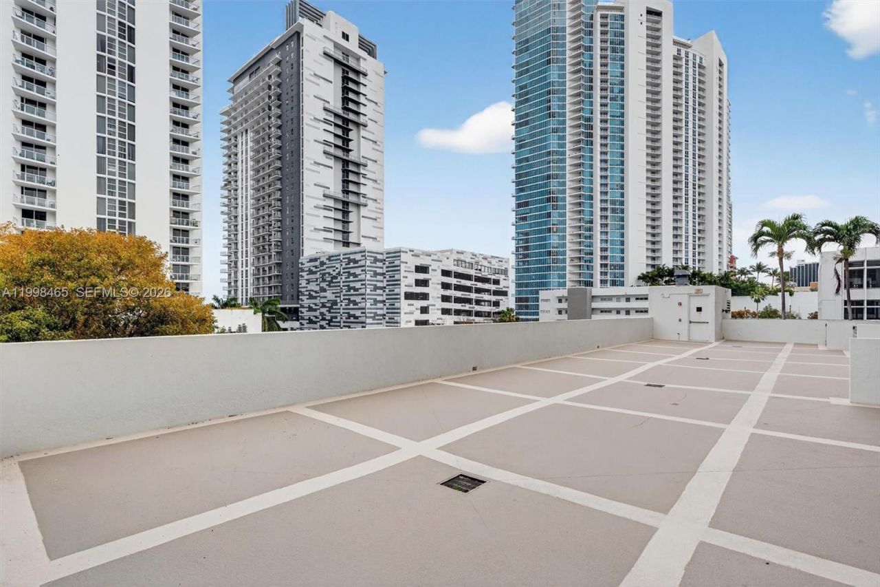 2200 NE 4th Ave , Unit 1003, Miami, FL 33137 Photo