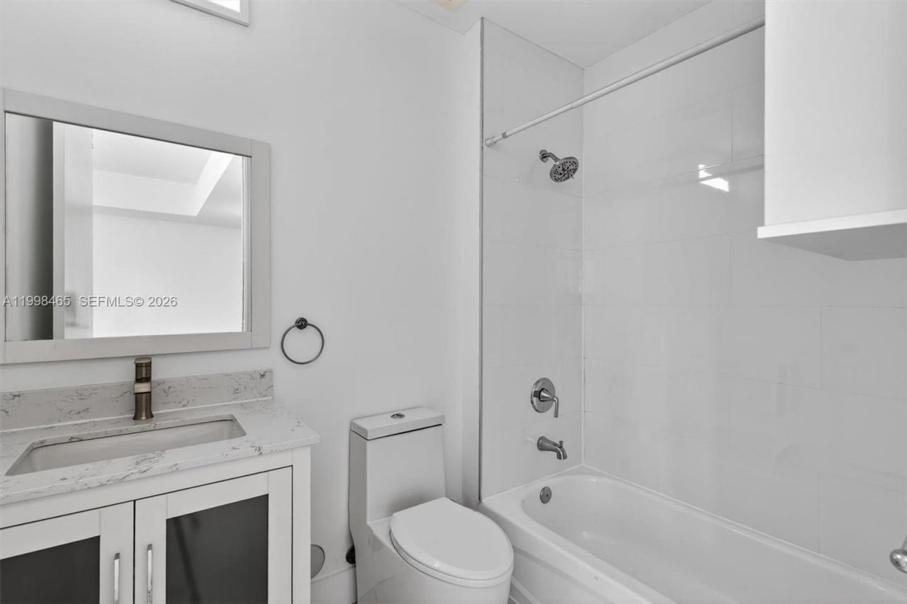 2200 NE 4th Ave , Unit 1003, Miami, FL 33137 Photo