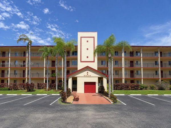 1600 SW 127th Way, Unit 101C, Pembroke Pines, FL 33027