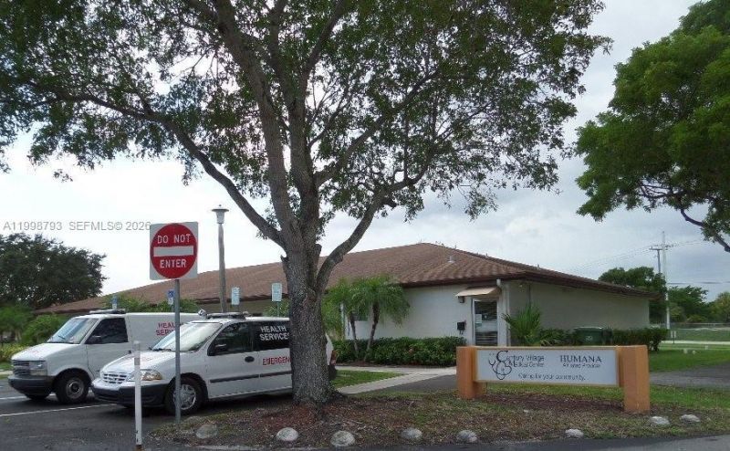 1600 SW 127th Way , Unit 101C, Pembroke Pines, FL 33027 Photo