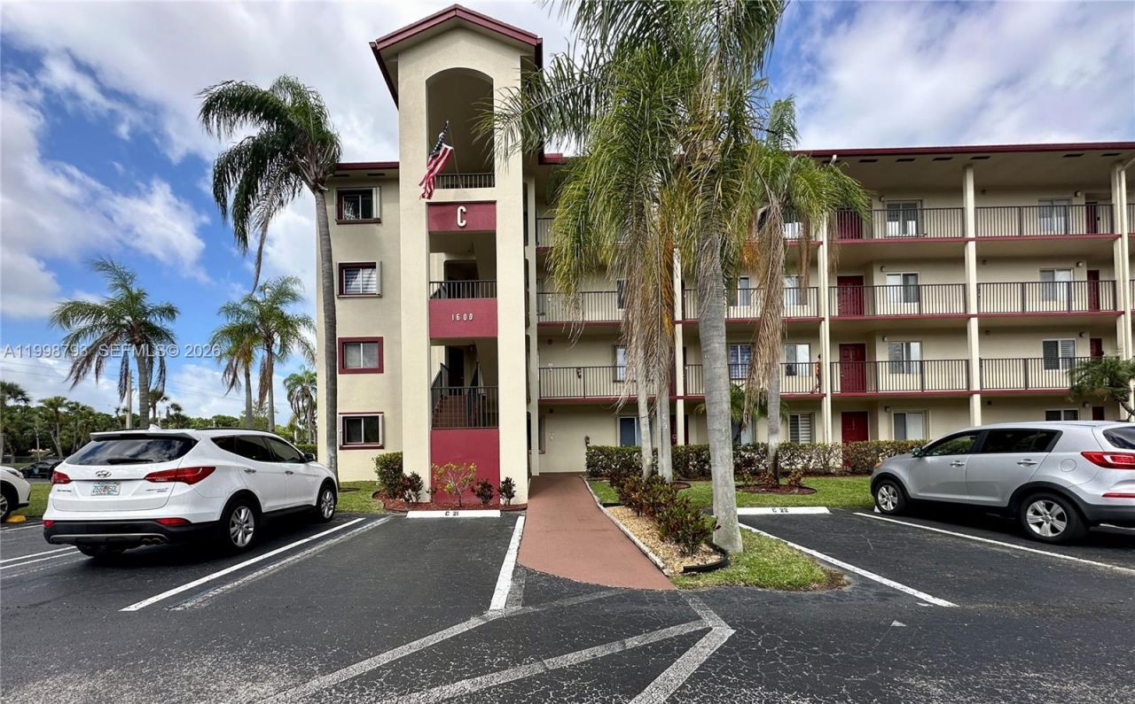 1600 SW 127th Way , Unit 101C, Pembroke Pines, FL 33027 Photo