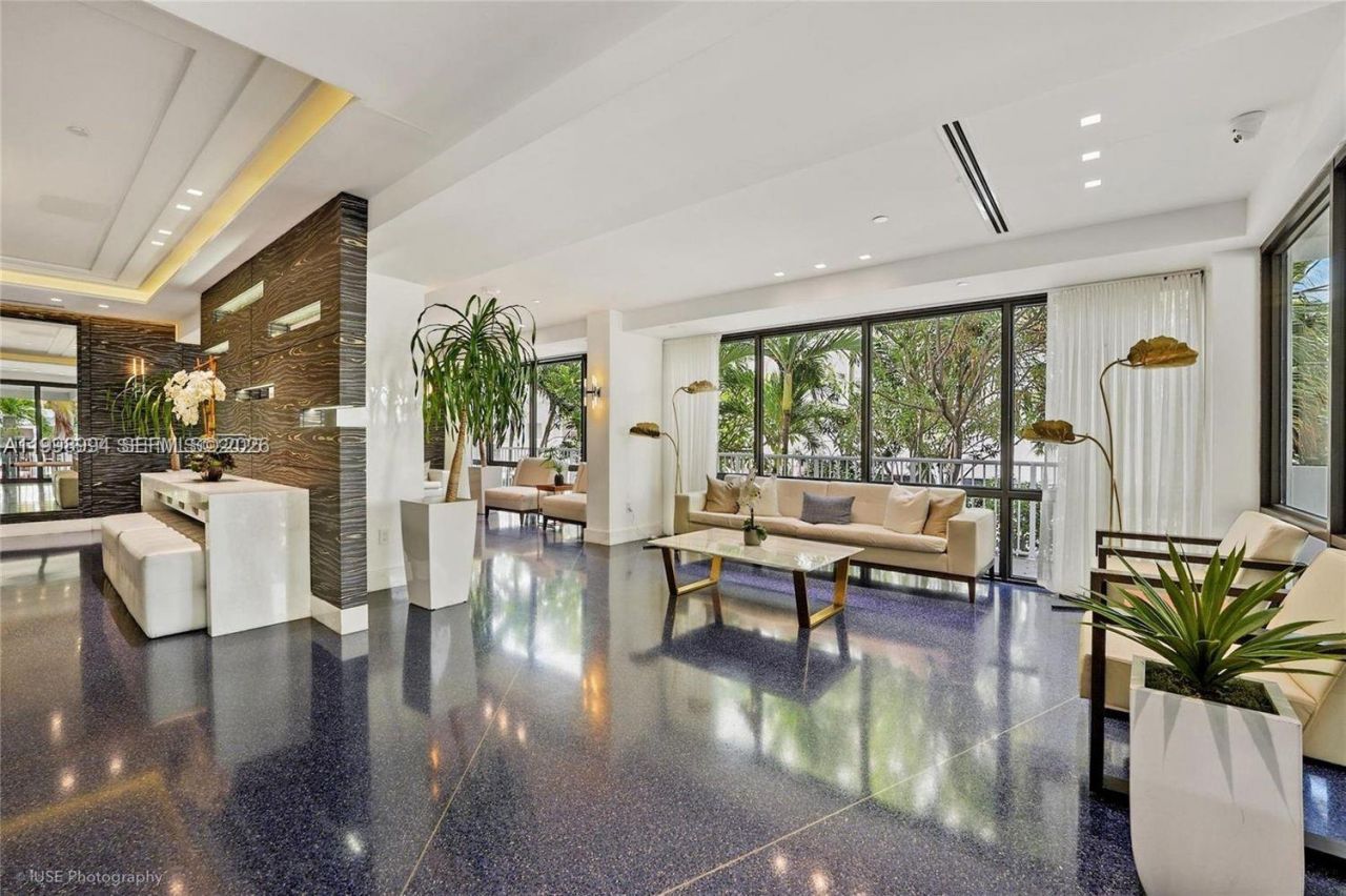 4301 Collins Ave, Unit 803, Miami Beach, FL 33140 Photo