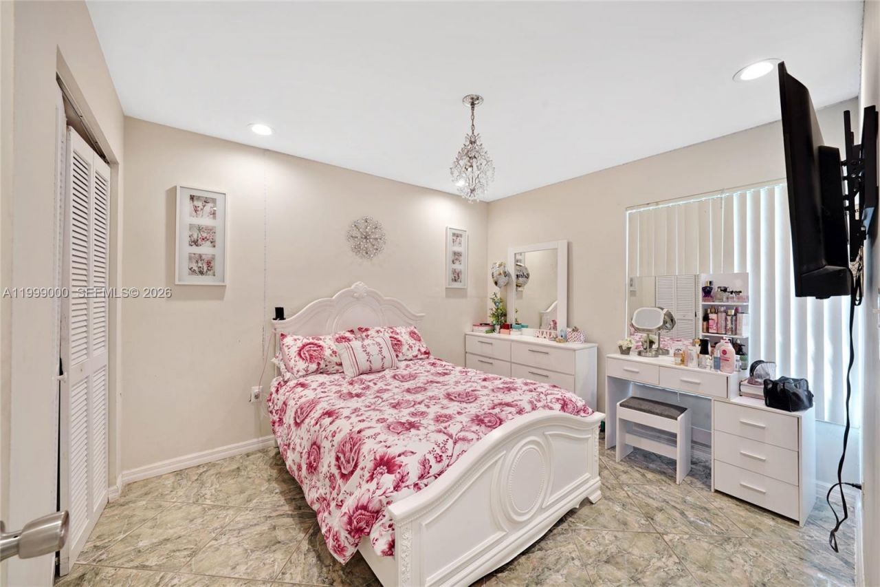 12611 SW 20th St, Miramar, FL 33027 Photo