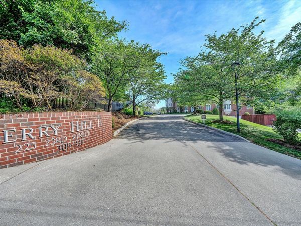 225 23Rd ST SW, Unit 205, Roanoke, VA 24014