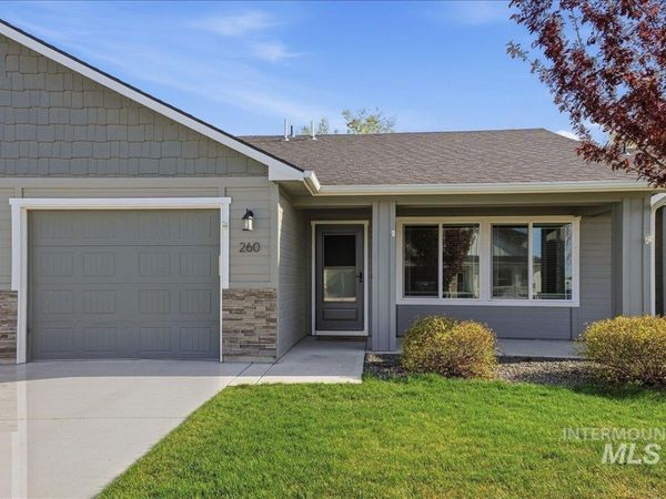 260 Stagecoach Ave, Fruitland, ID 83619
