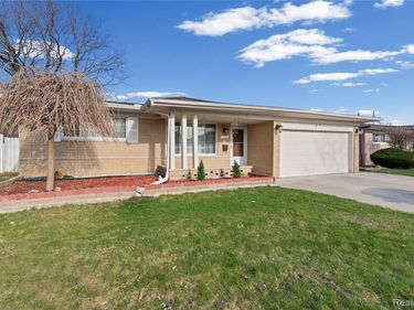 35042 Lana Lane, Sterling Heights, MI 48312