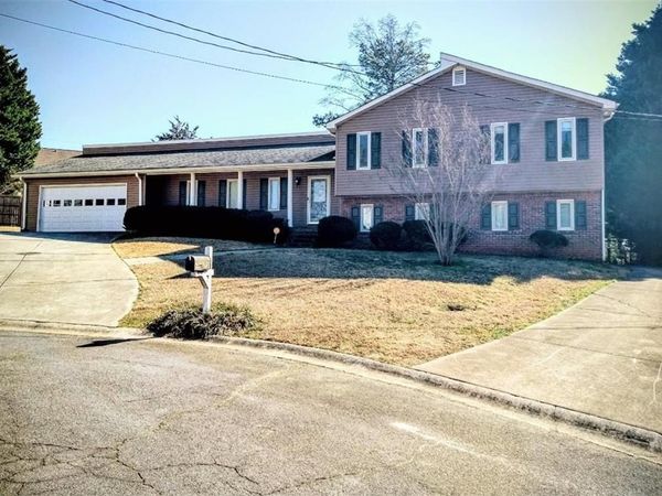 1730 Cedar Grove Drive , Marietta, GA 30066