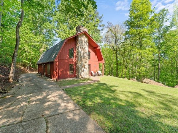 3717 Paver Drive, Tuscaloosa, AL 35405