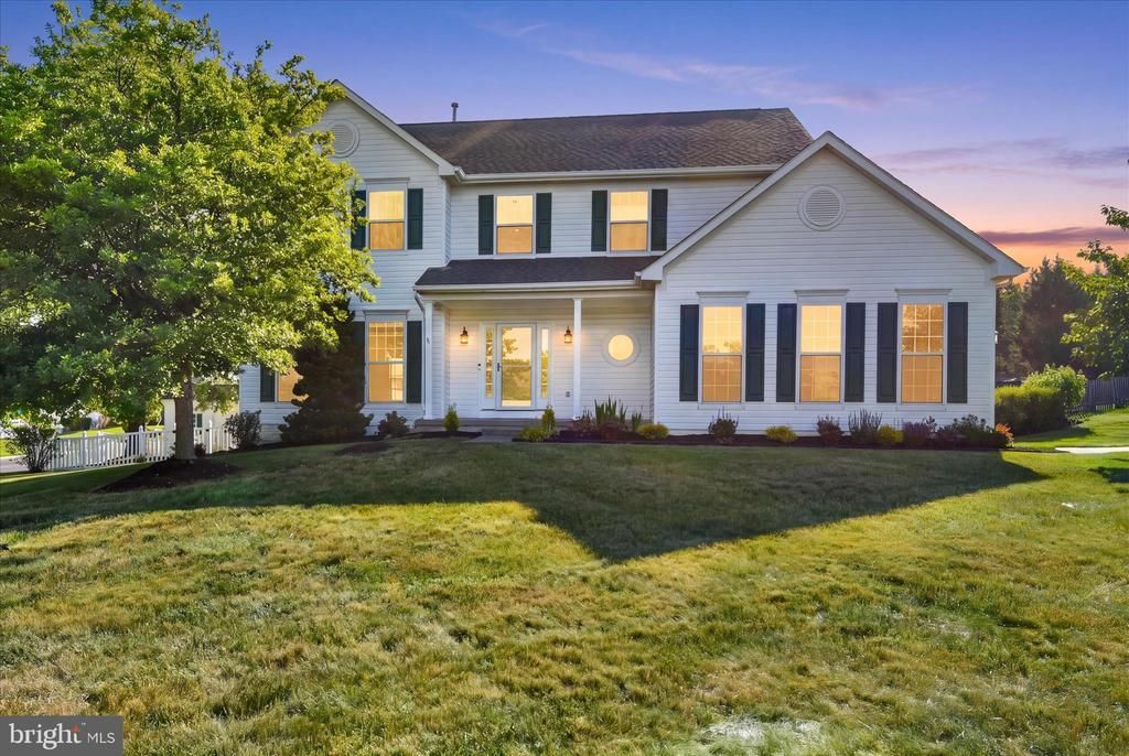 852 Mayfair Way, Sykesville, MD 21784 Main Photo