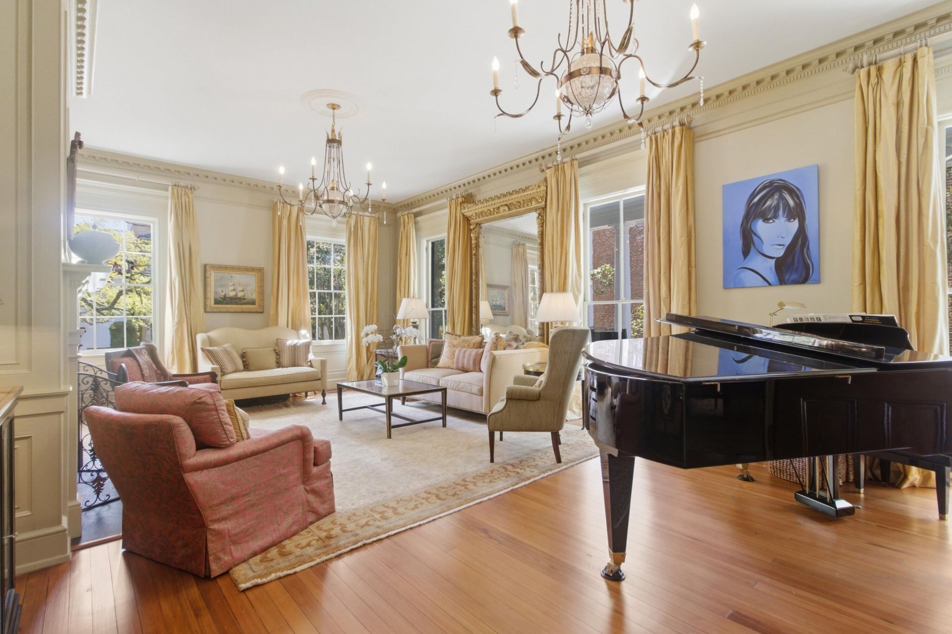 7 Legare Street Photo 4