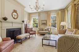 7 Legare Street photo 4