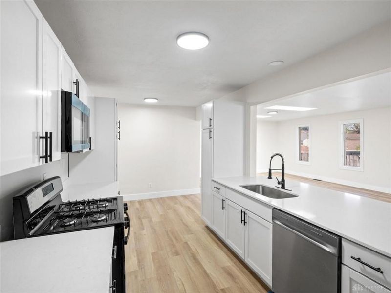 4351 Karen Drive, Kettering, OH 45429 Photo 11