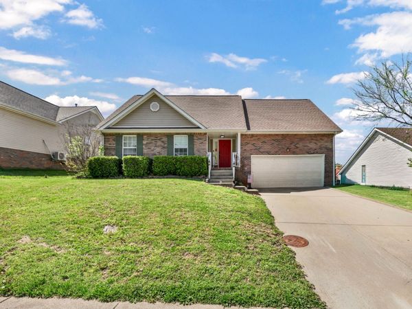 1664 Cedar Springs Cir, Clarksville, TN 37042