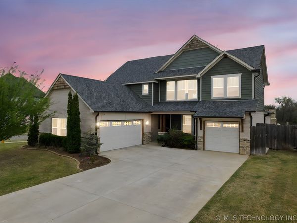 501 E 127th Place S, Jenks, OK 74037