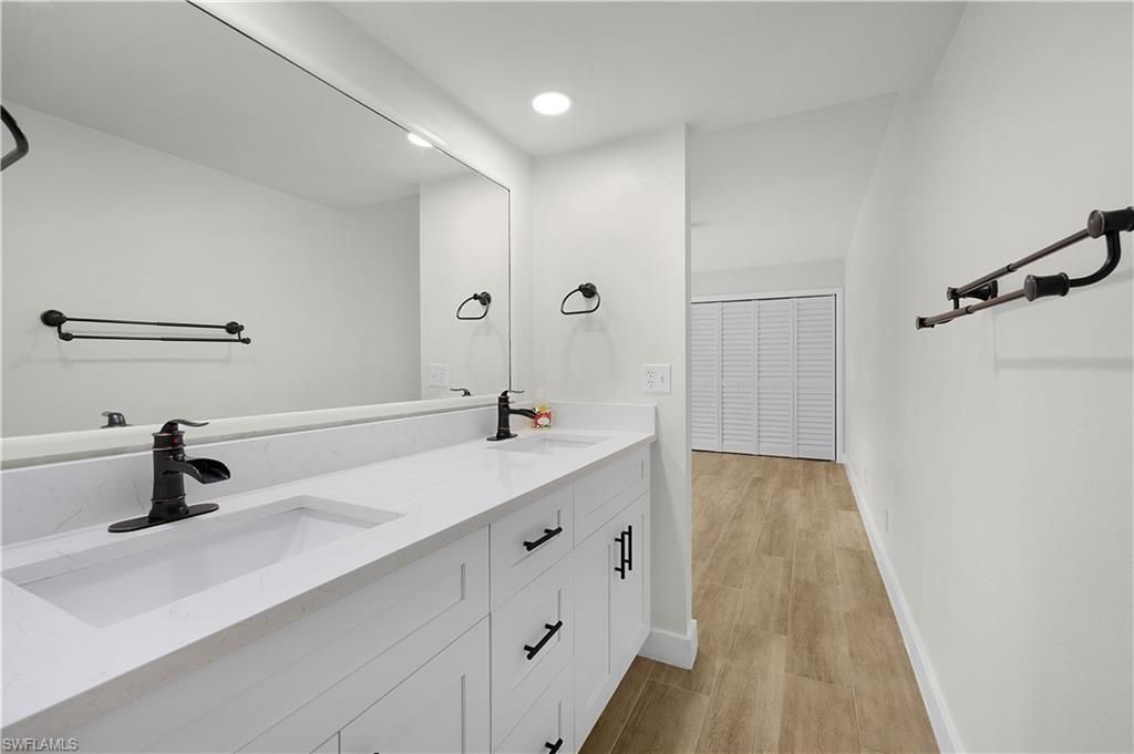 1470 Park Shore Cir, Unit 2, Fort Myers, FL 33901 Photo