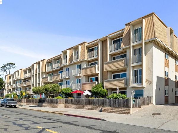933 Shoreline Drive, Unit 306, Alameda, CA 94501
