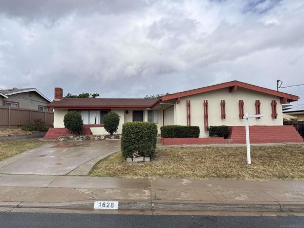 1628 La Corta, Lemon Grove, CA 91945