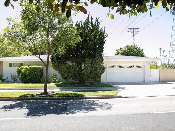 1203 W Laster Avenue, Anaheim, CA 92802
