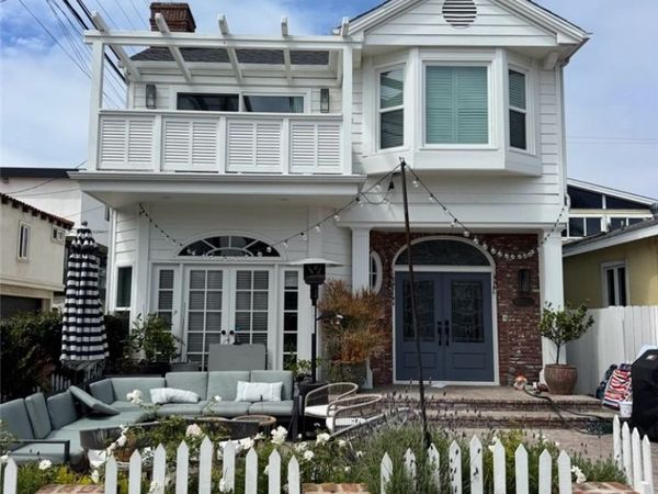 317 4th Street, Manhattan Beach, CA 90266