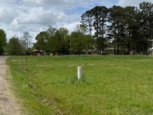 3111 E Fair Street, Idabel, OK 74745