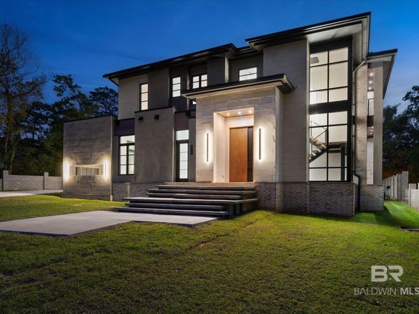 3712 Old Shell Road, Mobile, AL 36608