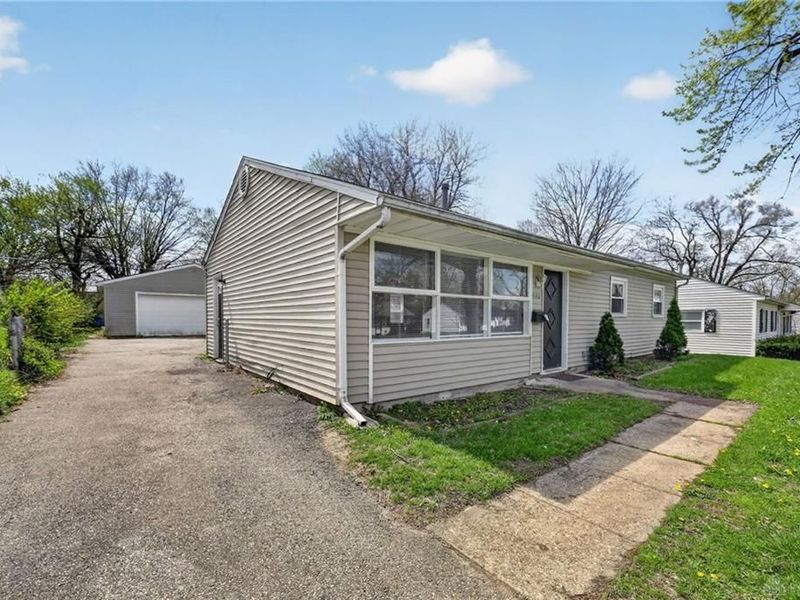 4140 Goldenrod Court, Trotwood, OH 45416 Photo 2