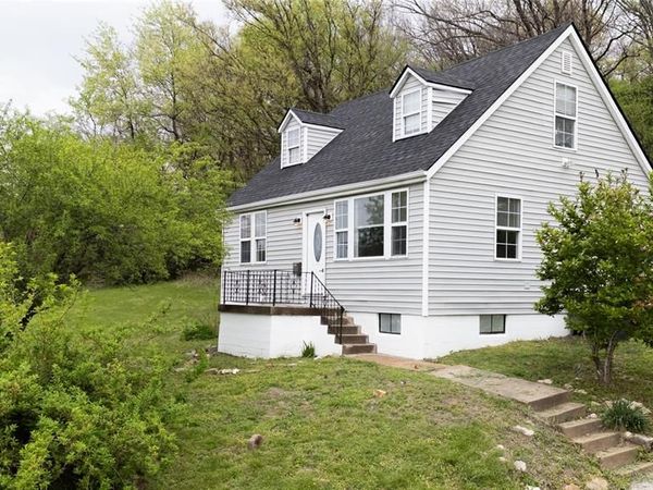 338 Highland Street , Pacific, MO 63069