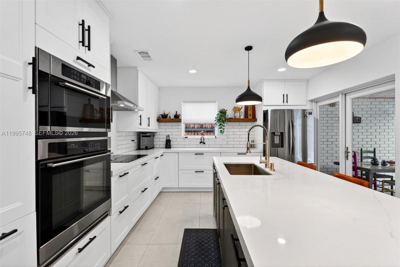 763 S Rainbow Dr, Hollywood, FL 33021 Photo