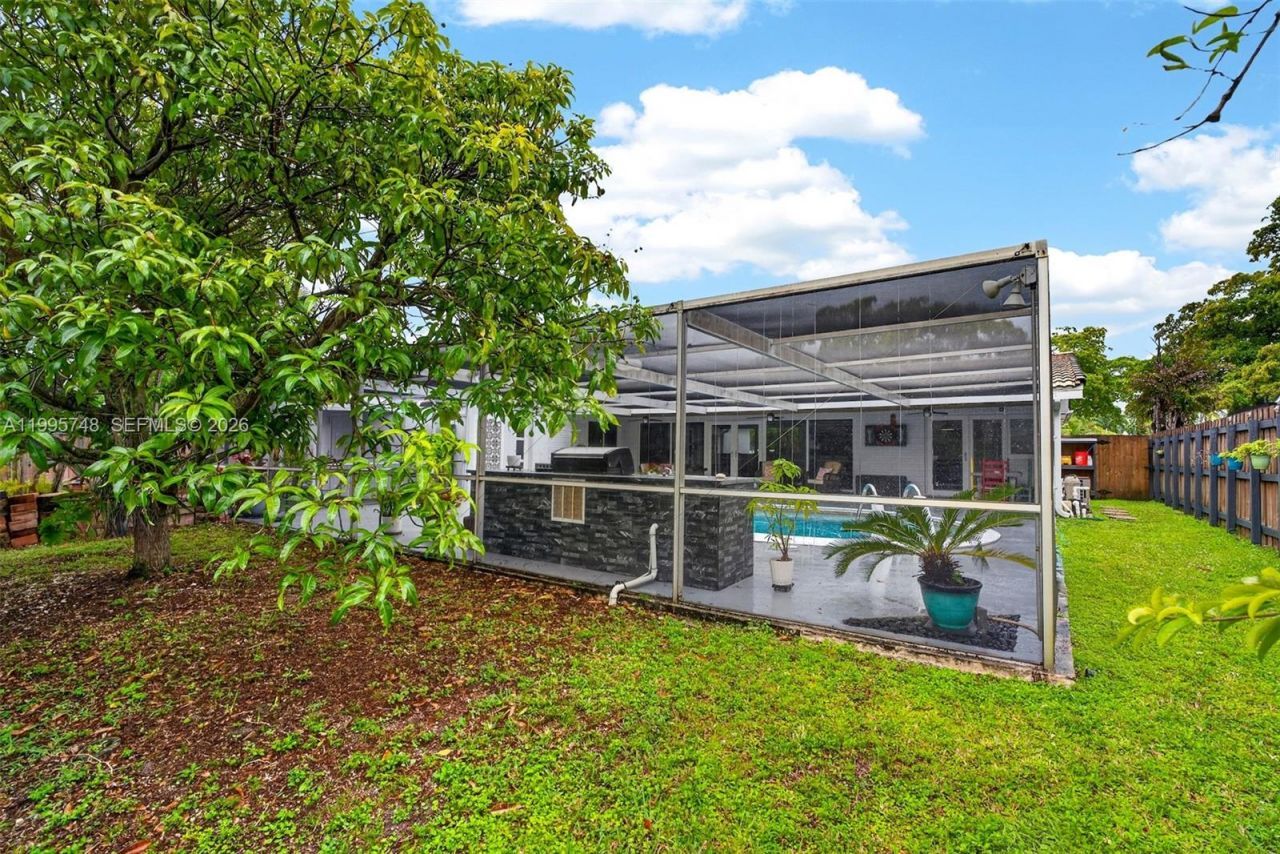 763 S Rainbow Dr, Hollywood, FL 33021 Photo