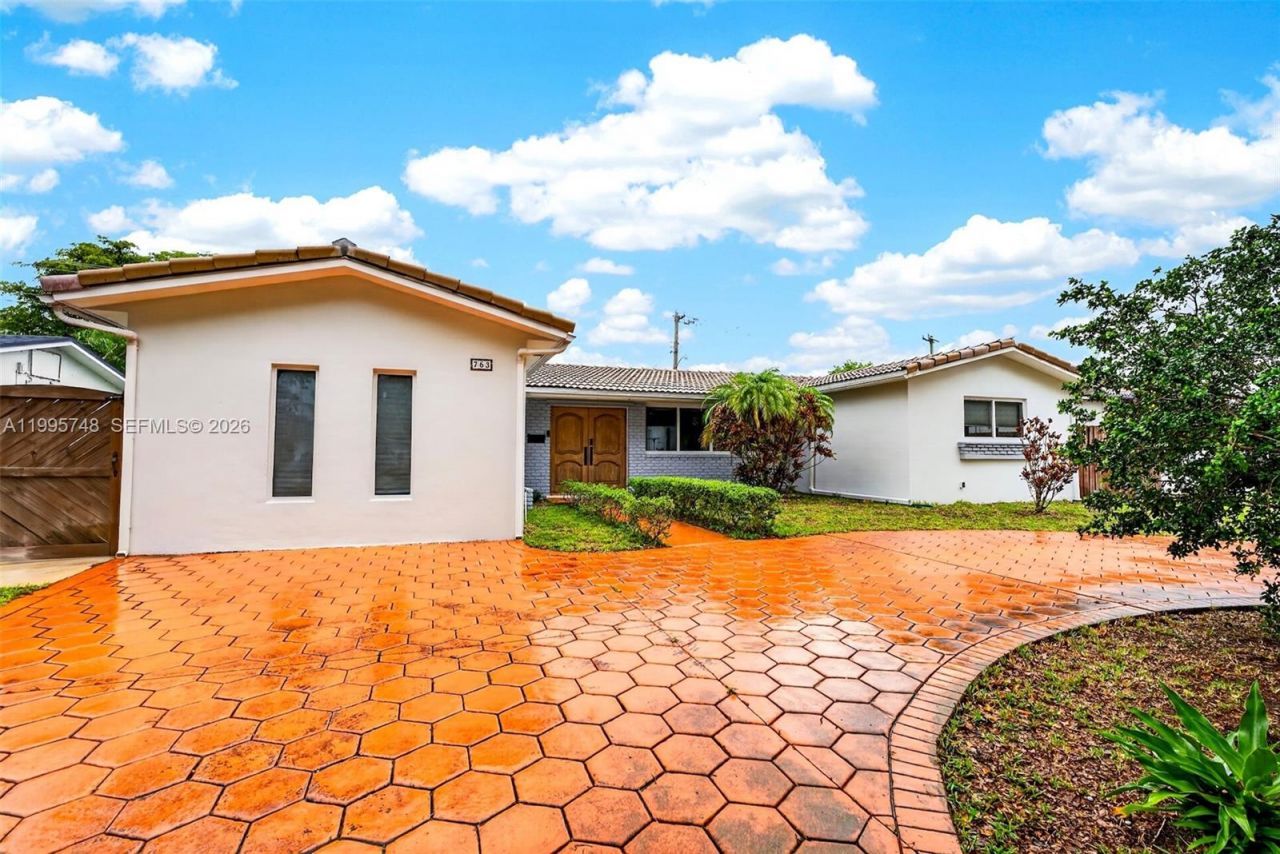 763 S Rainbow Dr, Hollywood, FL 33021 Photo