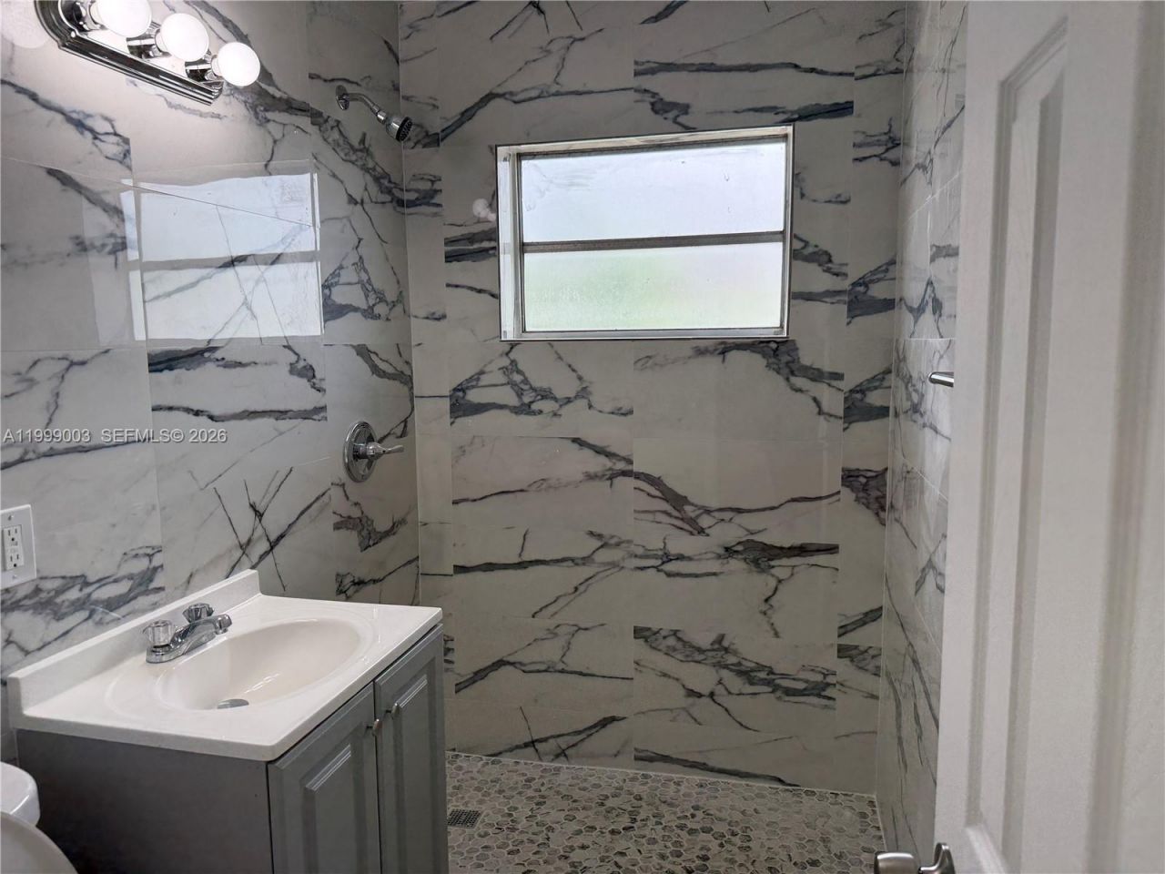 9283 SW 39th St, Miami, FL 33165 Photo