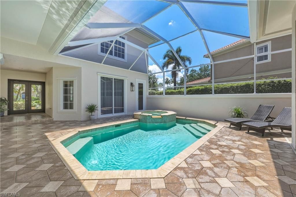 2844 Coco Lakes Dr, Naples, FL 34105 Photo