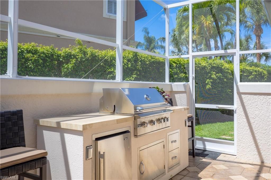2844 Coco Lakes Dr, Naples, FL 34105 Photo